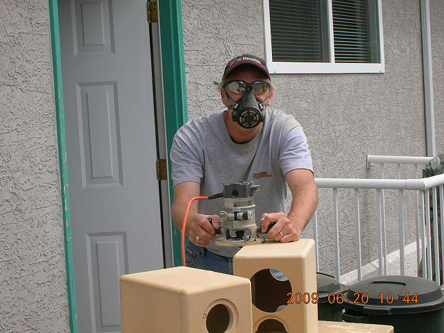 Workin' The Mask......!