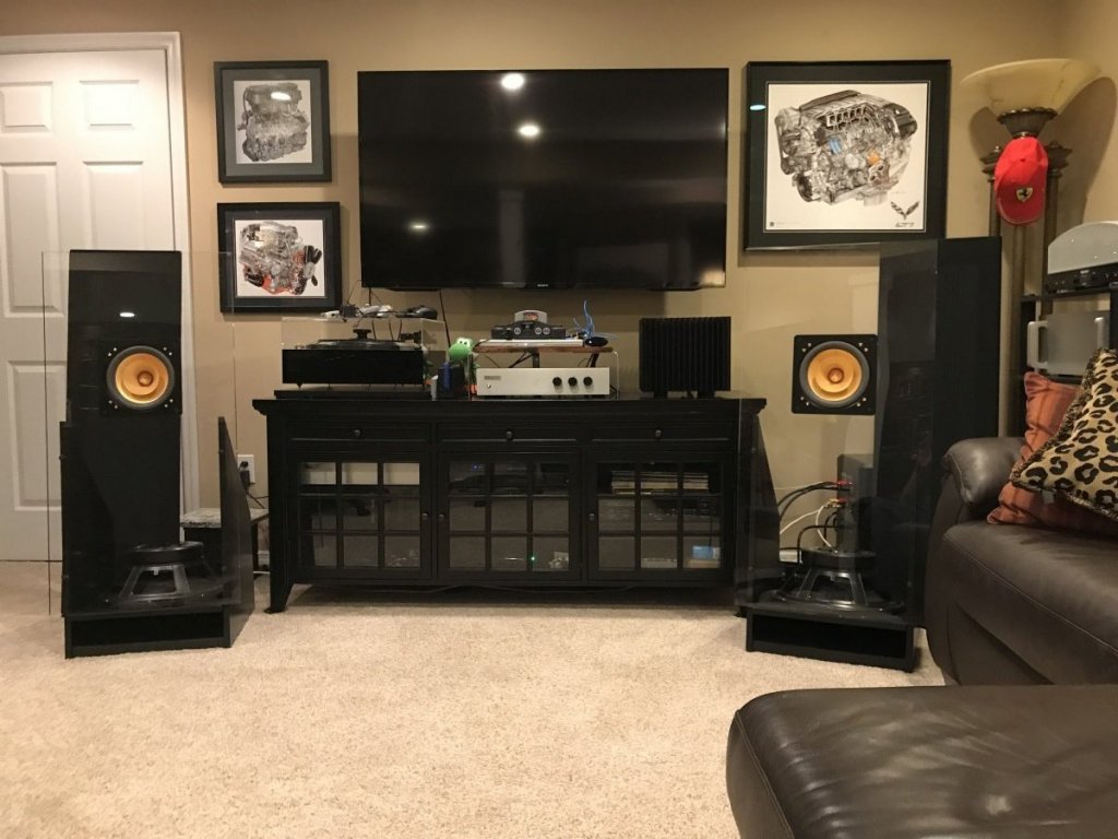 Cloud Lounge Equipment