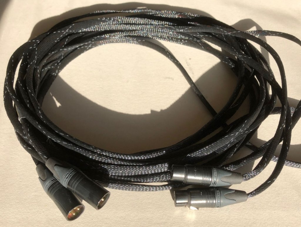 XLR