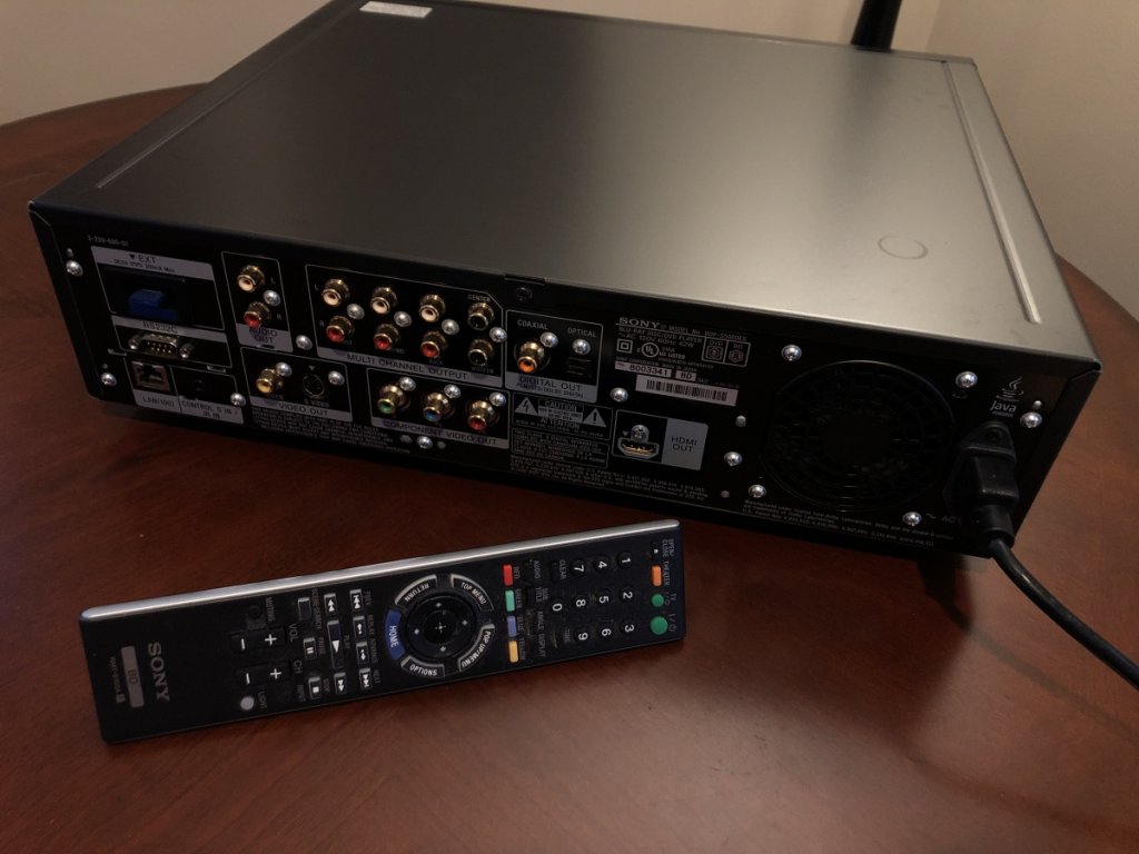 FS: Sony BDP-S5000ES Blu-ray Player