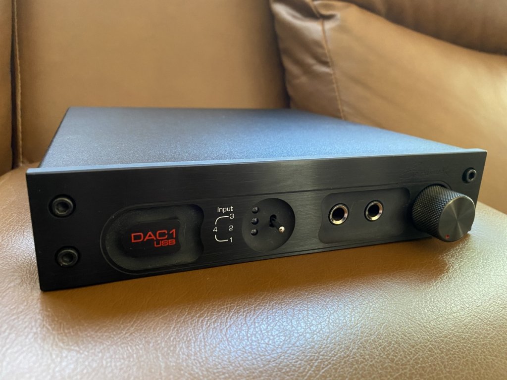 Benchmark-DAC 1-USB---1