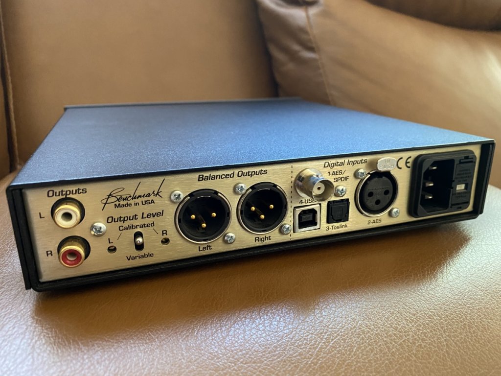 Benchmark-DAC 1-USB---2