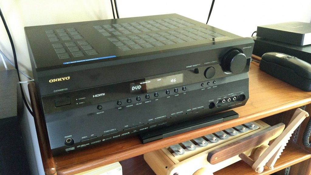 Onkyo TX-SR605