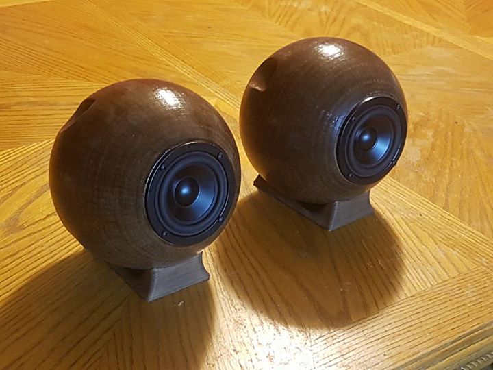 Front View Round Speakers