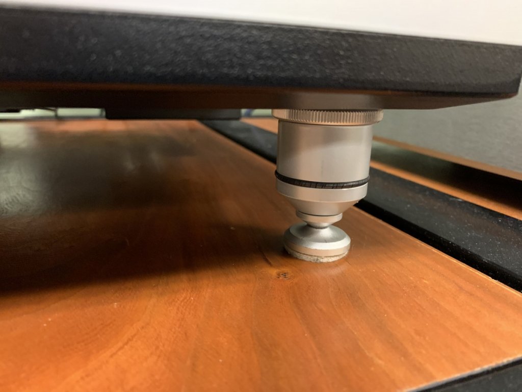 Thorens-TD-850---7.jfif