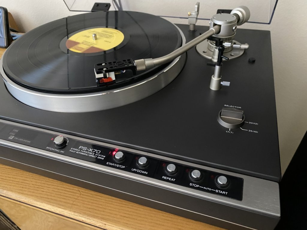 Sony-PS-X 70---3