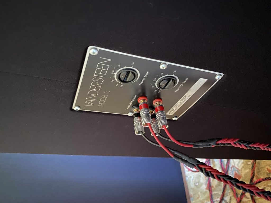 Vandersteen 2Ce speakers driven by Cherry Amplifiers! Bi-wire setup.