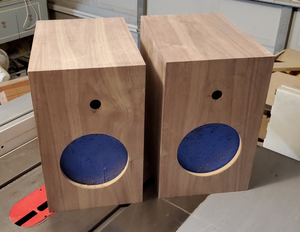 Tweeter-Holes