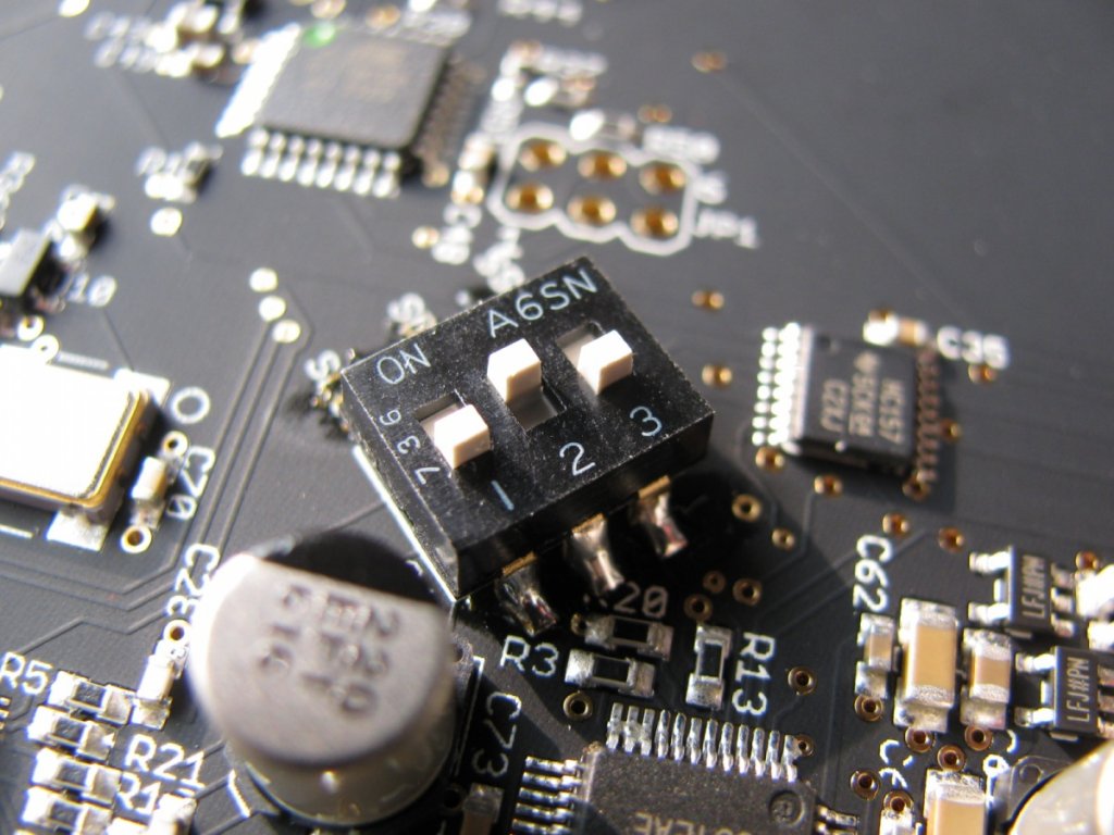 jds-el-dac-006
