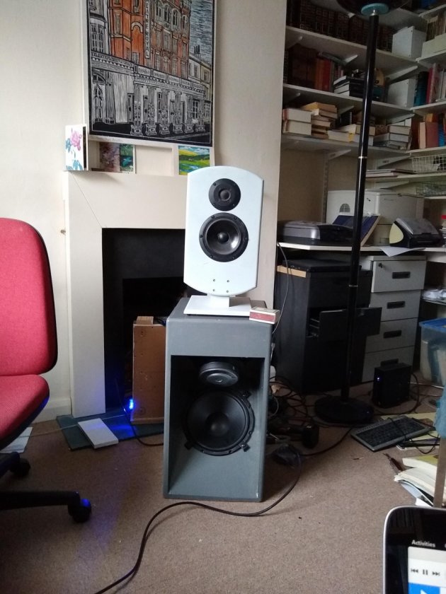 my current iteration of open baffle speaker inspired by SL