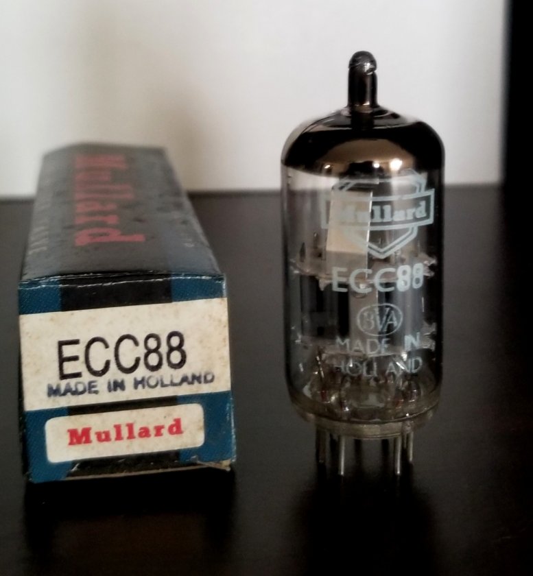 Single-Mullard-ECC 88-Holland