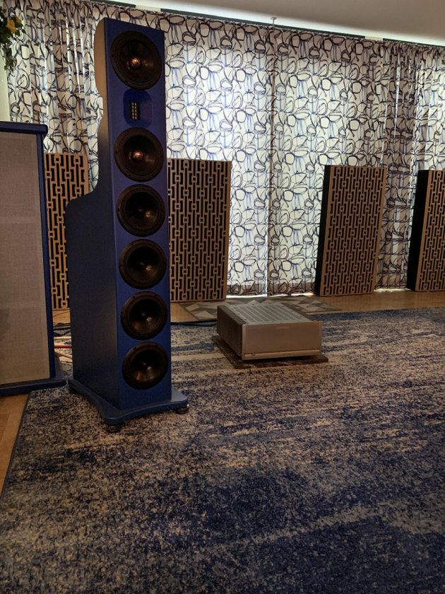one-speaker