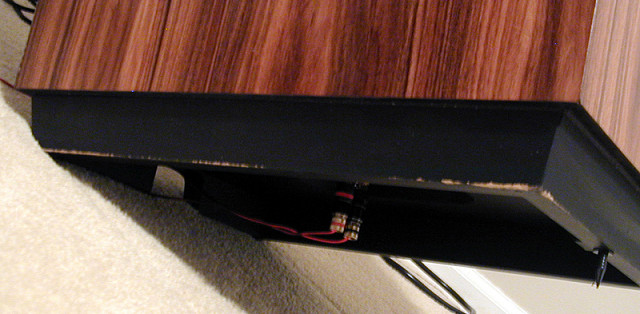 thiel base scuffs 2