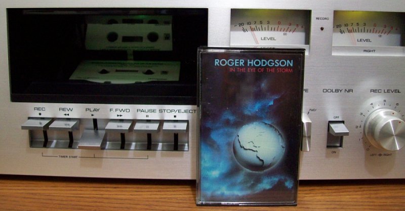 Roger-Hodgson---In-The-Eye-Of-The-Storm cassette 900