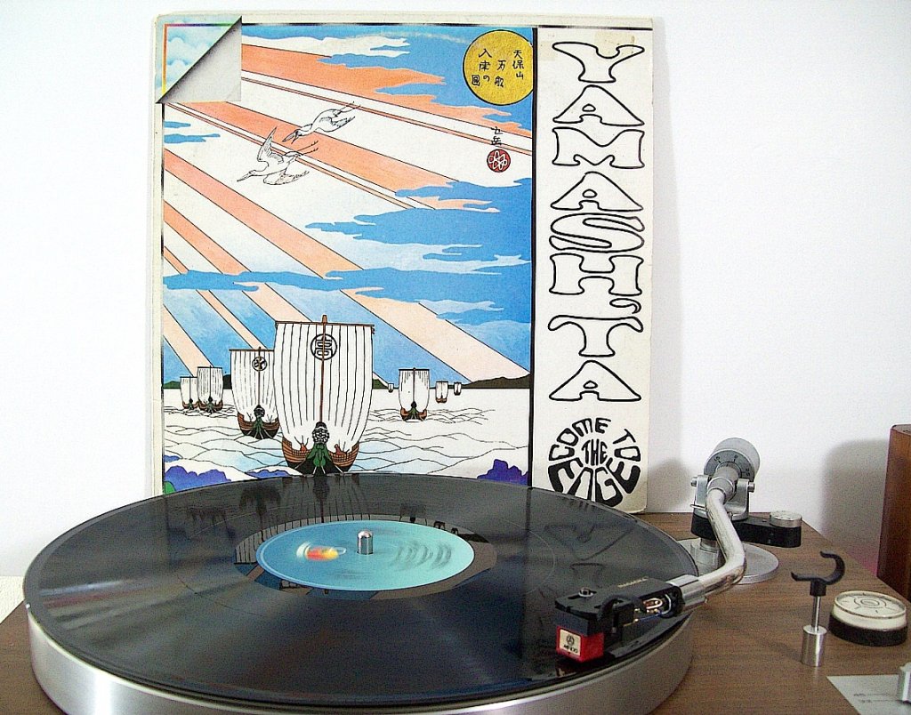 Stomu-Yamash-ta---Come-To-The-Edge---Floating-Music 1200