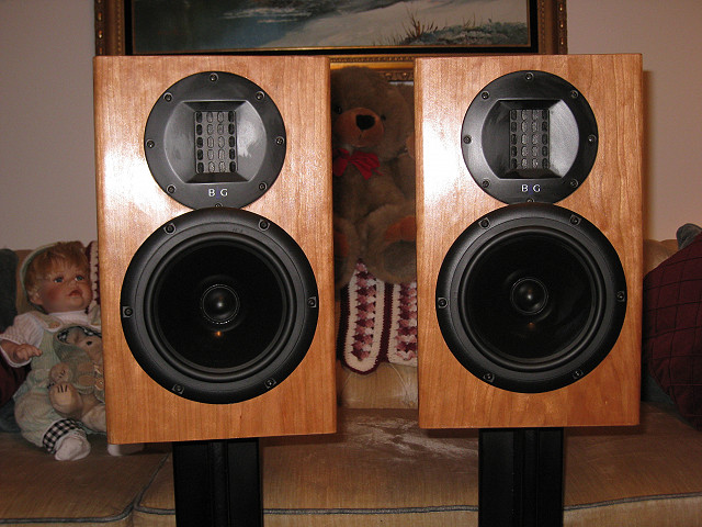 Neo 2X Front View with Grills Off 002