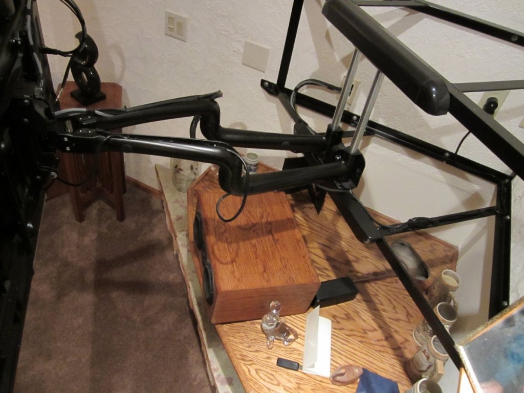 Side view of Chief PD-RUB