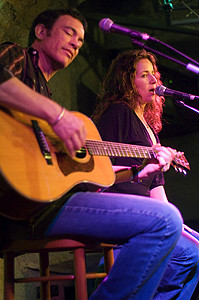 THMBSmarktia LIVE