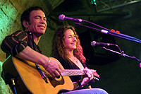 THMBSmarktia LIVEsmile