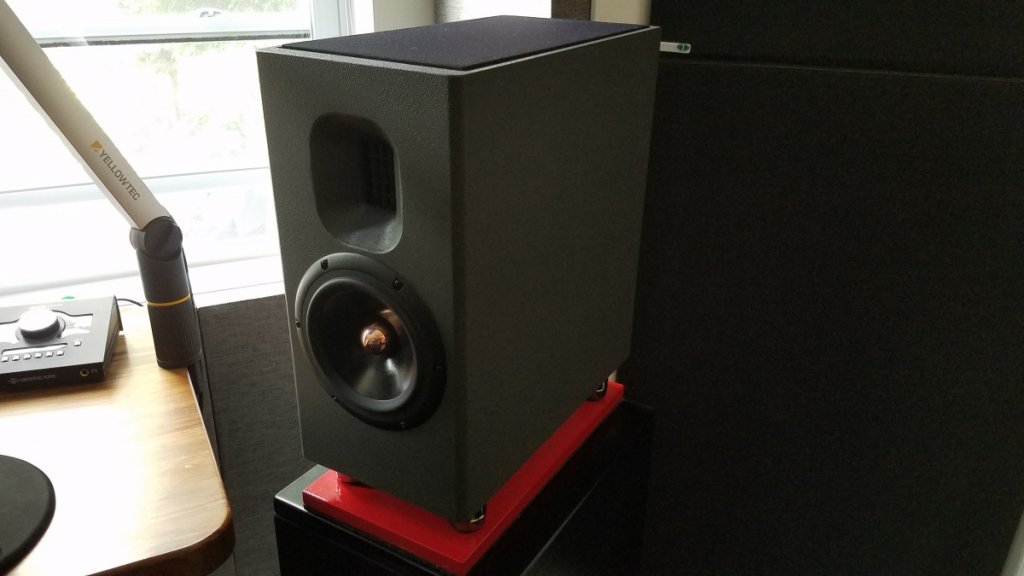 Monitor Close Up
