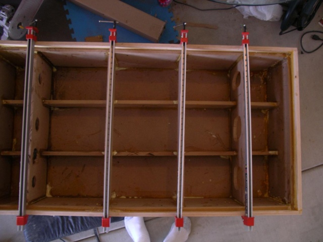 Monster sub bracing
