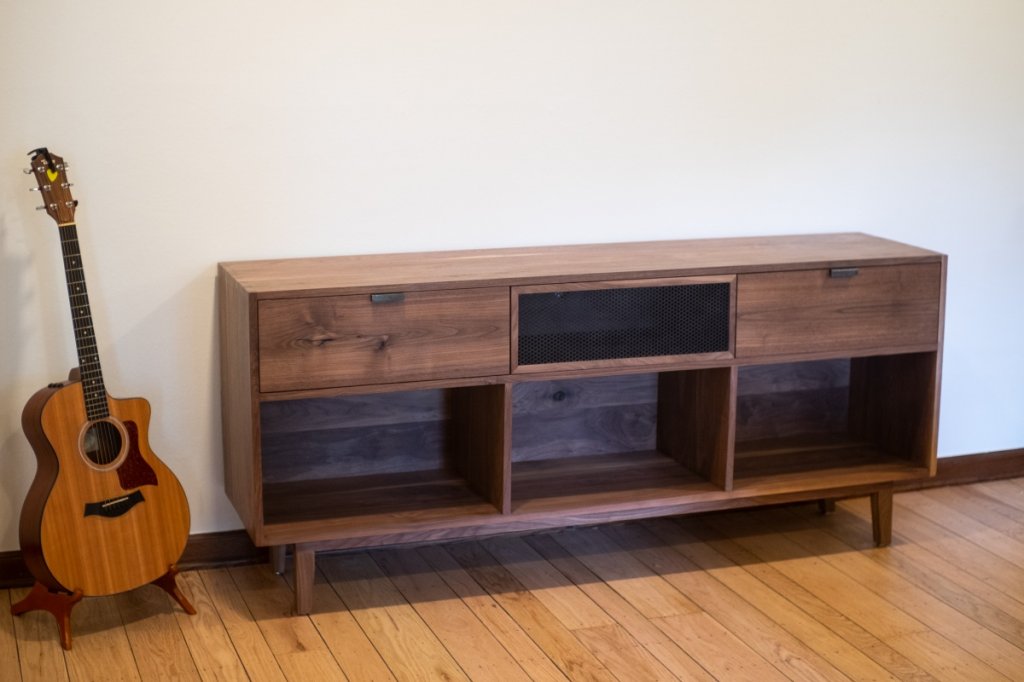 Credenza