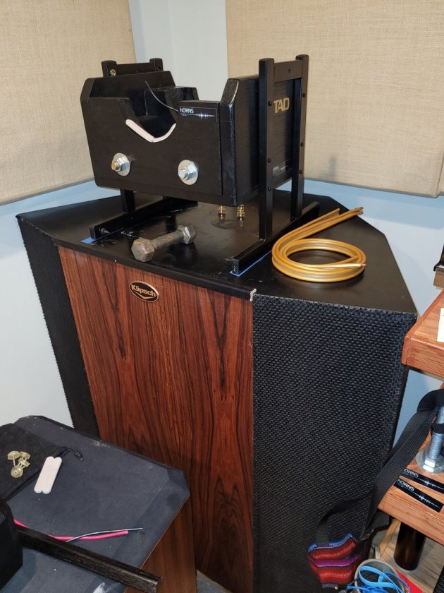 Old Klipsch Jubilee clone bass horn with mid-range horn rack.