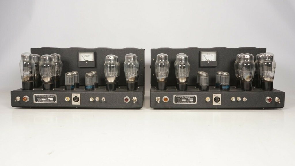 Atma-sphere M60 front