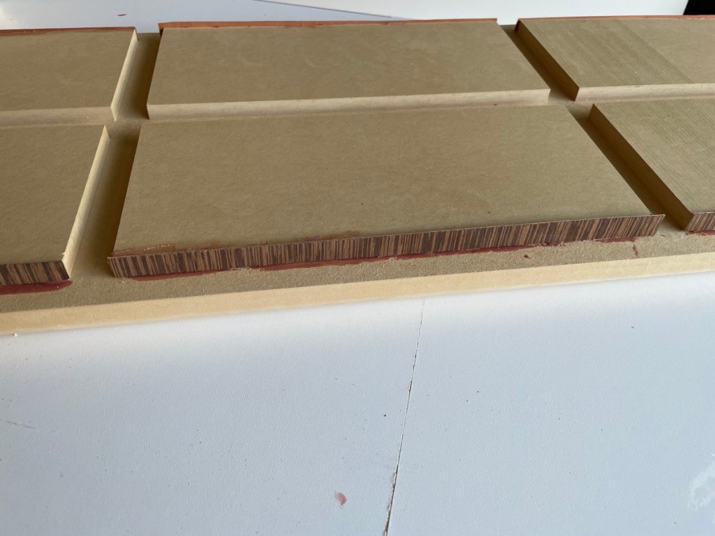 Sub panel veneer detail