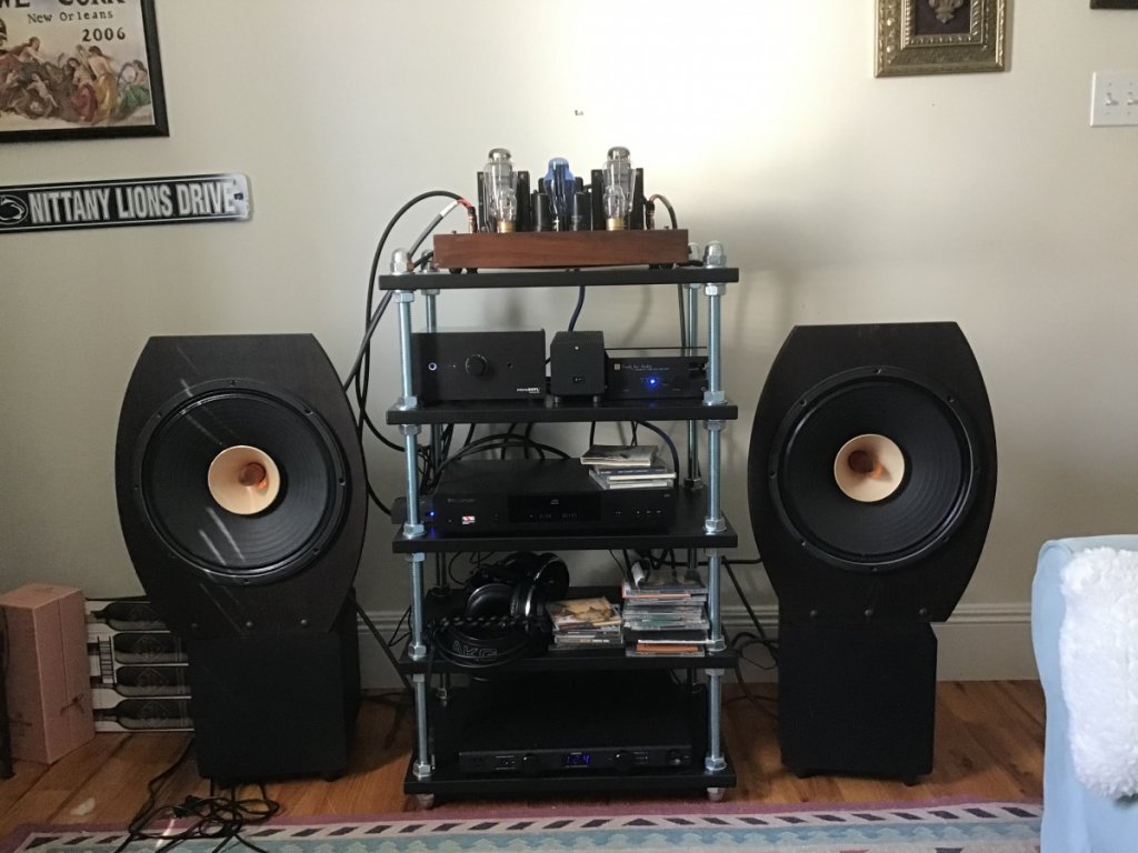 Welborne labs Laurel 300b, linear tube mz2, Caintuck lil audio speakers….lovely combination