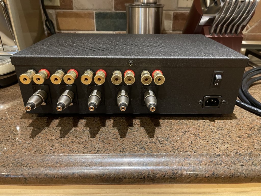 Cherry amp back