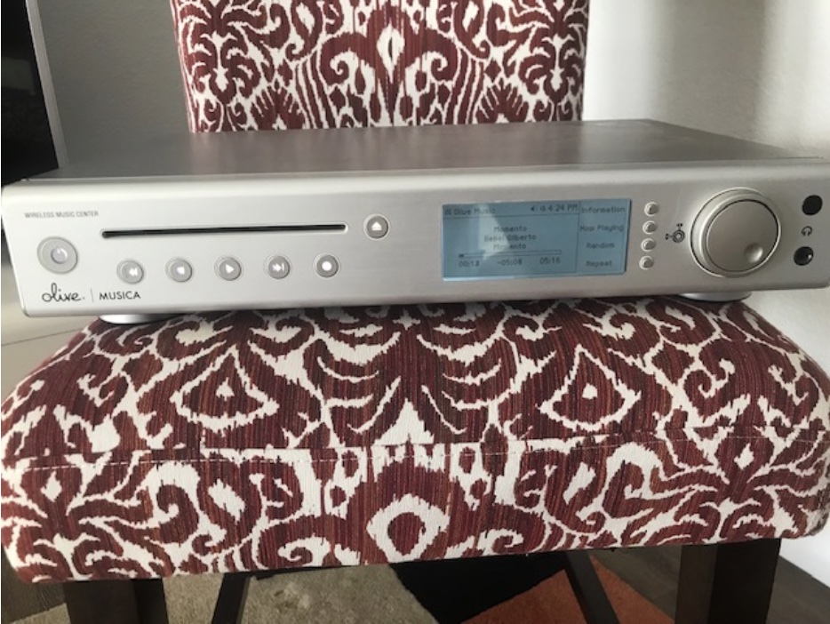 Olive front panel, CDROM drive, and jog wheel