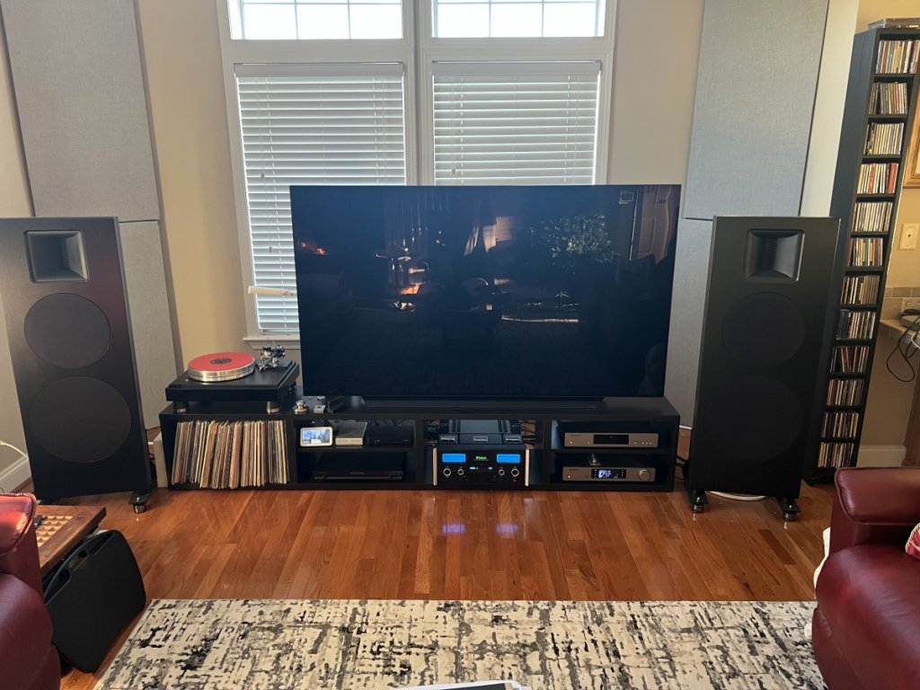 Spatial X3s, McIntosh MAC 7200, VPI Classic Signature turntable with Hana ML cartridge, Modwright modded Cambridge Audio CXN V2, Cambridge Audio CXC CD transport, and Parasoundm Halo Jr. Phono Preamp