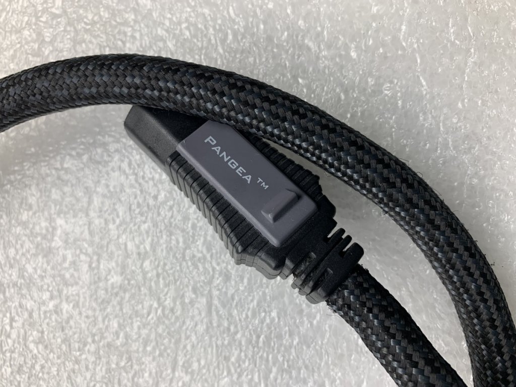 2F 2D 3646-C 418-408D-98F 8-D 7E 01ED 93C 80