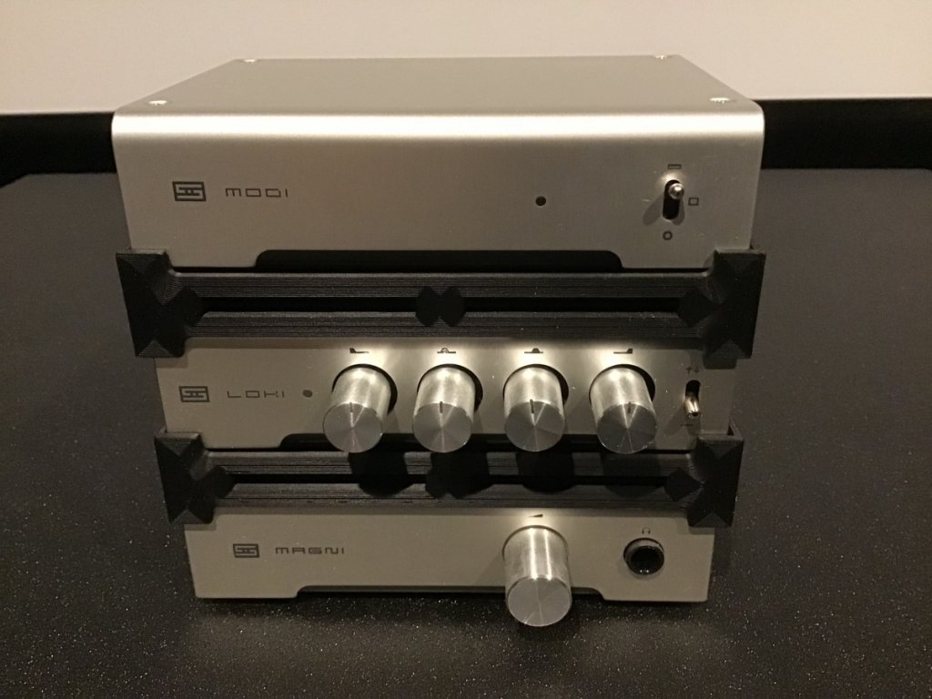 Schiit stack front