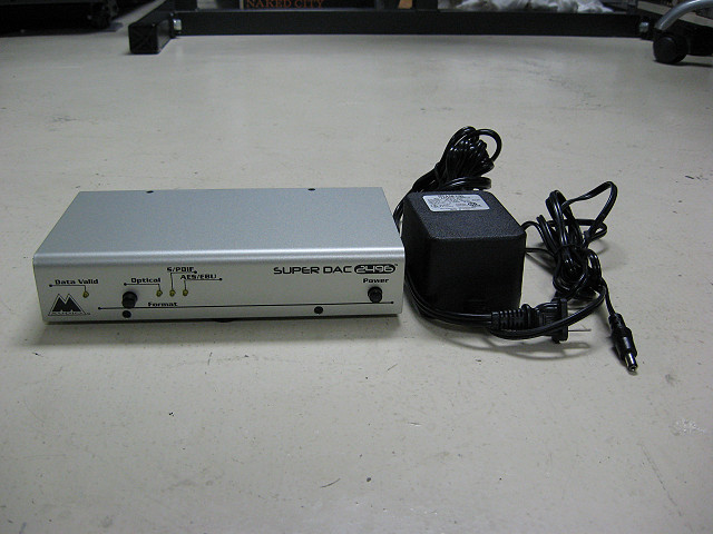 MAUDIO SUPERDAC 002