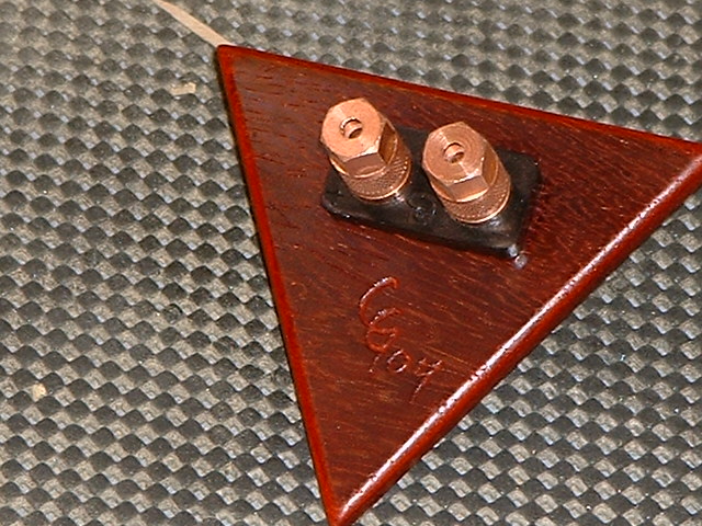 Binding posts