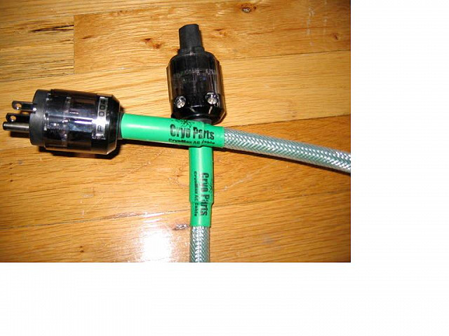 Cryoparts Custom PC Oyaide Connectors
