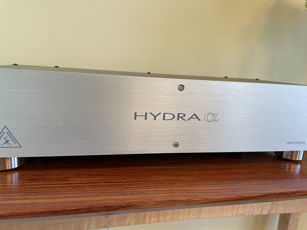 Hydra Alpha Shown with Upgraded Stainless Steel Feet