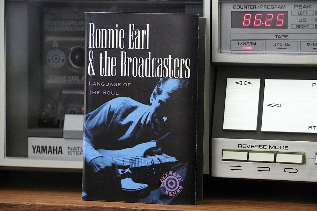 Ronnie-Earl---the-Broadcasters---Language-Of-The-Soul 1200 cassette
