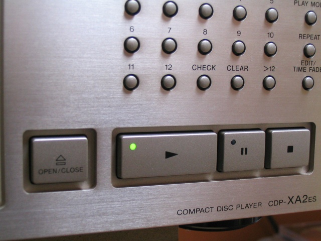 sony cdp xa 2 es front 2