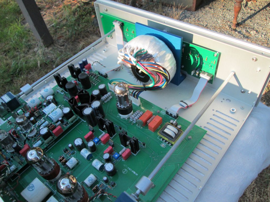 Modwright LS100 Pre - inside 2
