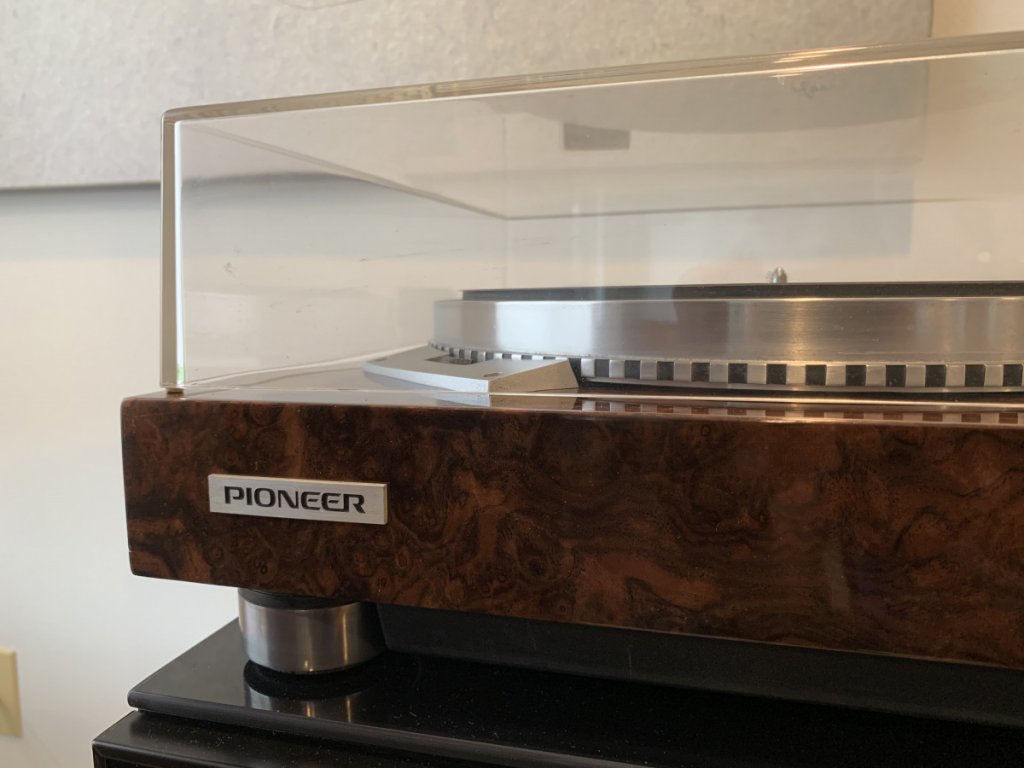 Pioneer PL-550 Logo