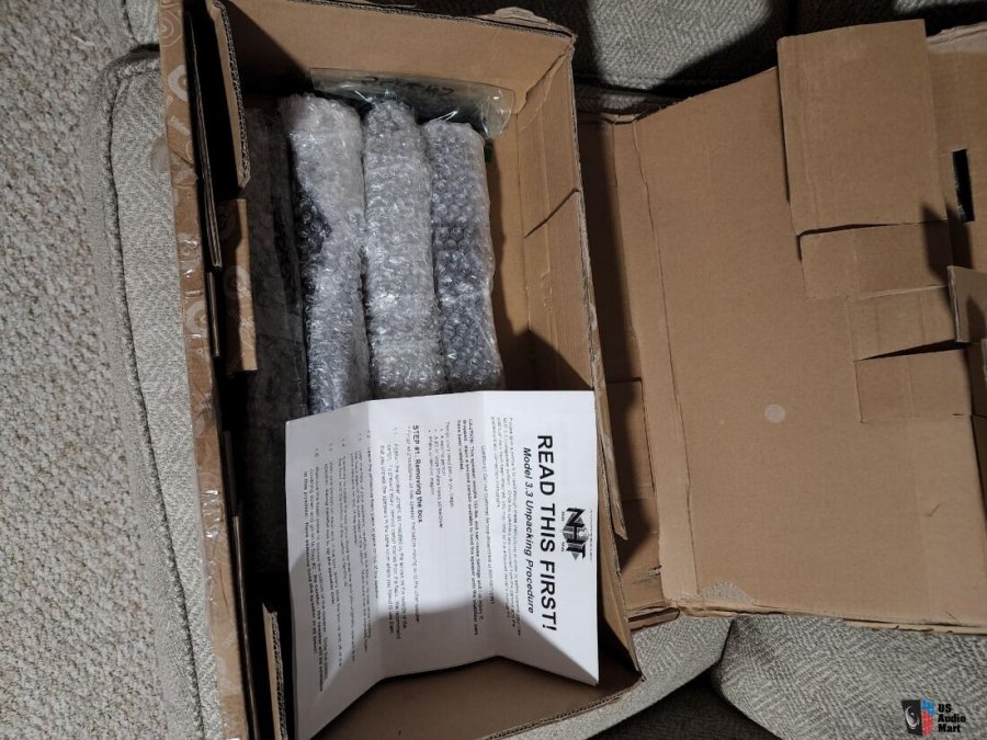 3977012-c 7ba 0151-nht-33-speakers