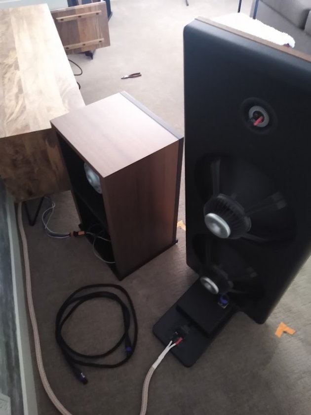 BACK-OF-SUB-WITH-SHORT-CABLE