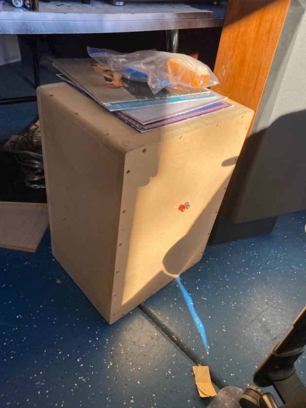 Eric-VMPS-sub-in-custom-cab-2