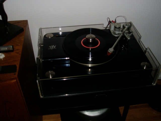 VPI Aries with Helikon and 10.5 arm.