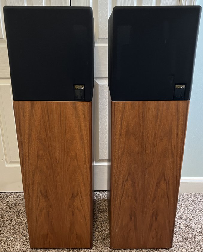 KEF reference series 7