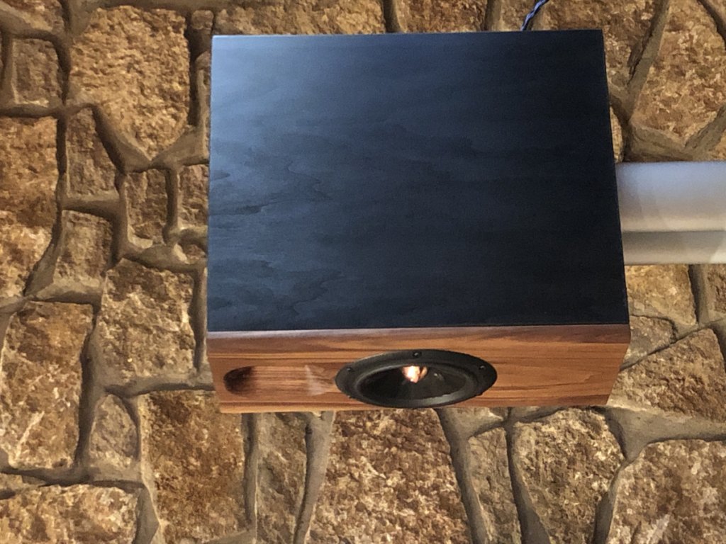 NX Studio by ML walnut baffle (5)