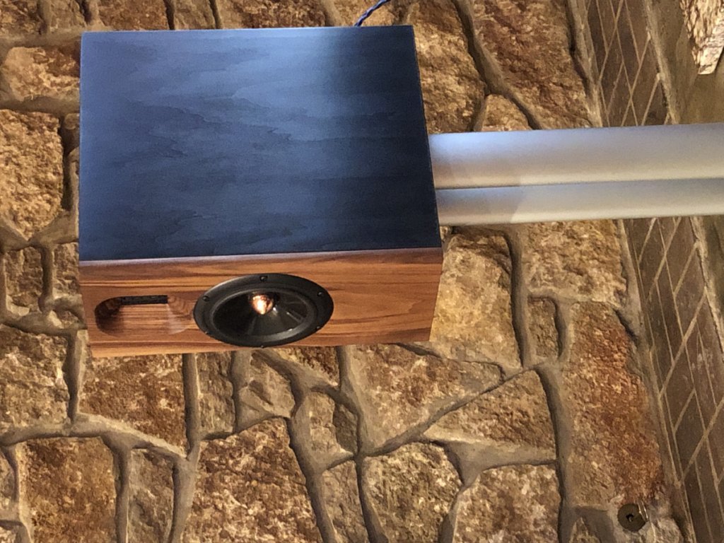 NX Studio by ML walnut baffle (7)